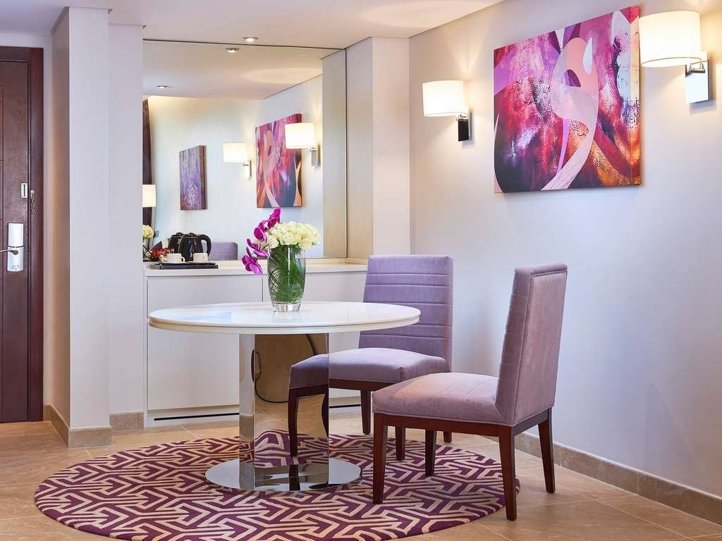 https://www.accorhotels.com/A8V6