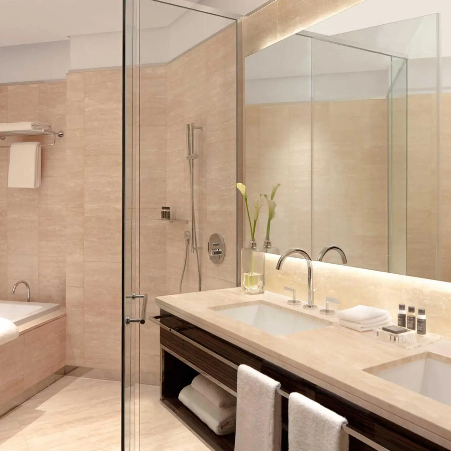 hyde-dubai-rooms-general_admission_king_balcony01-1440x1440-1